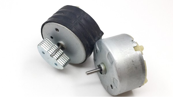 深圳振動電機電機廠家為您揭秘:振動電機冒煙了怎么辦？