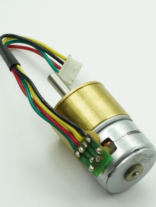 深圳步進(jìn)電機(jī)減速器電機(jī)廠家為您解答：怎樣適用步進(jìn)電機(jī)電機(jī)驅(qū)動器和2相5相的差別